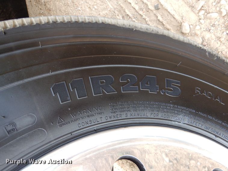 image for item DM3895 1981 Kenworth W900  semi truck