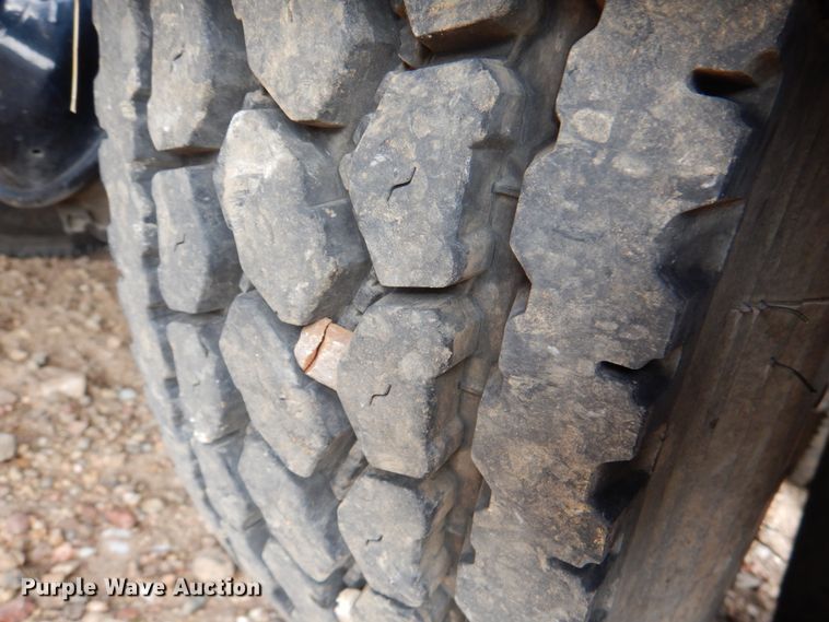 image for item DM3895 1981 Kenworth W900  semi truck