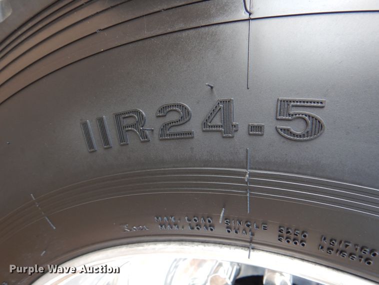 image for item DM3895 1981 Kenworth W900  semi truck