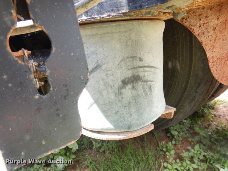 image for item DM6244 2011 Trail King TK110HDG  lowboy equipment trailer