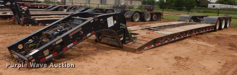 image for item DM6246 2008 Fontaine Magnitude  lowboy equipment trailer
