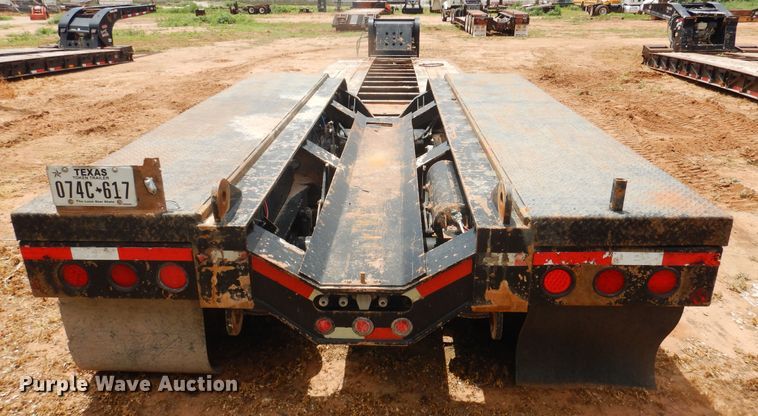 image for item DM6246 2008 Fontaine Magnitude  lowboy equipment trailer