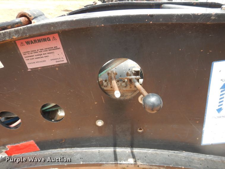 image for item DM6246 2008 Fontaine Magnitude  lowboy equipment trailer