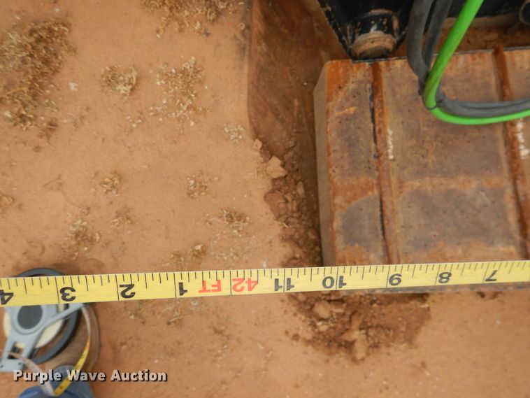 image for item DM6246 2008 Fontaine Magnitude  lowboy equipment trailer