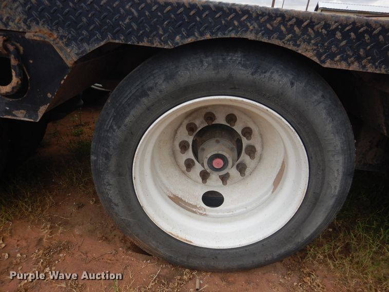 image for item DM6246 2008 Fontaine Magnitude  lowboy equipment trailer