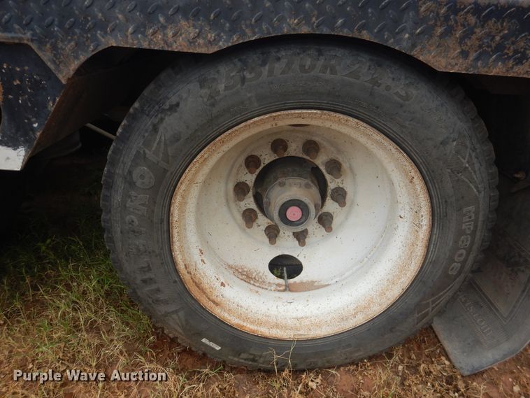 image for item DM6246 2008 Fontaine Magnitude  lowboy equipment trailer