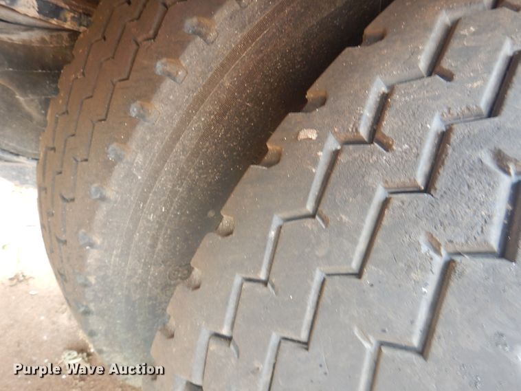 image for item DM6246 2008 Fontaine Magnitude  lowboy equipment trailer