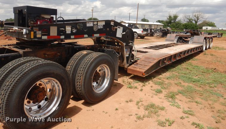 image for item DM6247 2005 Fontaine TA51H  lowboy equipment trailer