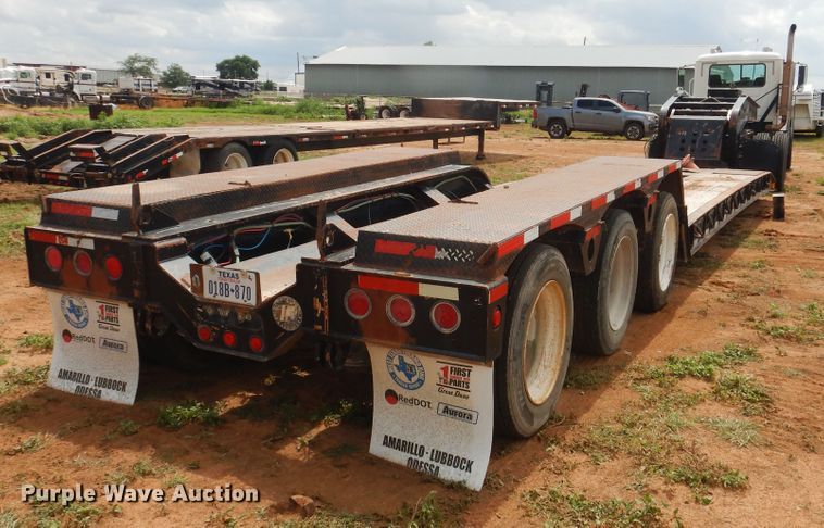 image for item DM6247 2005 Fontaine TA51H  lowboy equipment trailer
