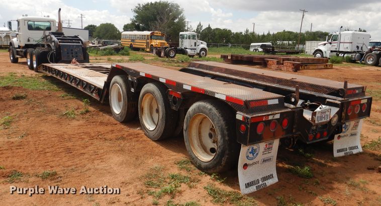 image for item DM6247 2005 Fontaine TA51H  lowboy equipment trailer