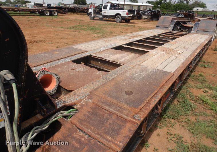 image for item DM6247 2005 Fontaine TA51H  lowboy equipment trailer