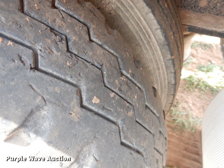 image for item DM6247 2005 Fontaine TA51H  lowboy equipment trailer