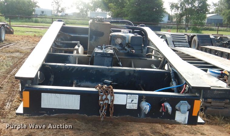 image for item DM6250 2013 Fontaine Magnitude 55L  lowboy equipment trailer