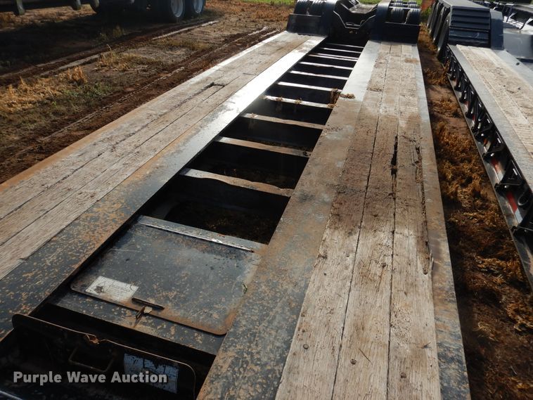 image for item DM6250 2013 Fontaine Magnitude 55L  lowboy equipment trailer