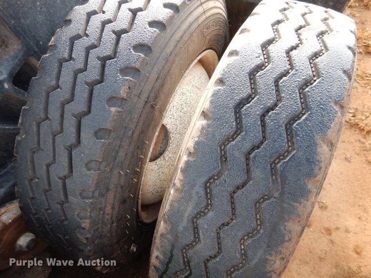 image for item DM6250 2013 Fontaine Magnitude 55L  lowboy equipment trailer