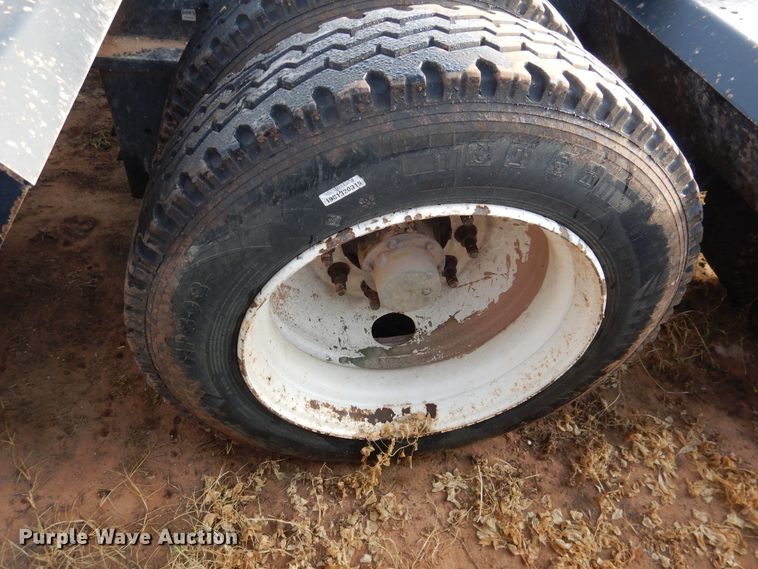 image for item DM6250 2013 Fontaine Magnitude 55L  lowboy equipment trailer