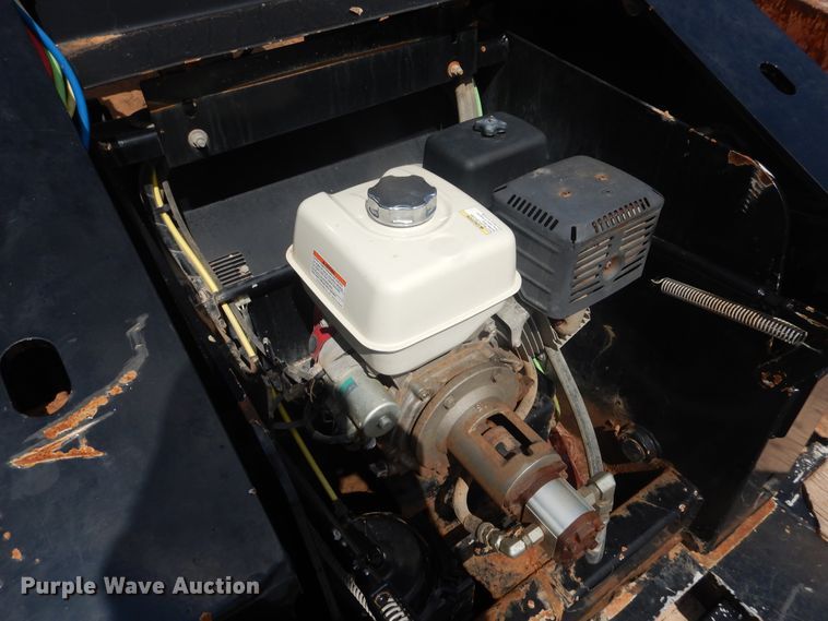 image for item DM6251 2015 Trail King TK110HDG  lowboy equipment trailer