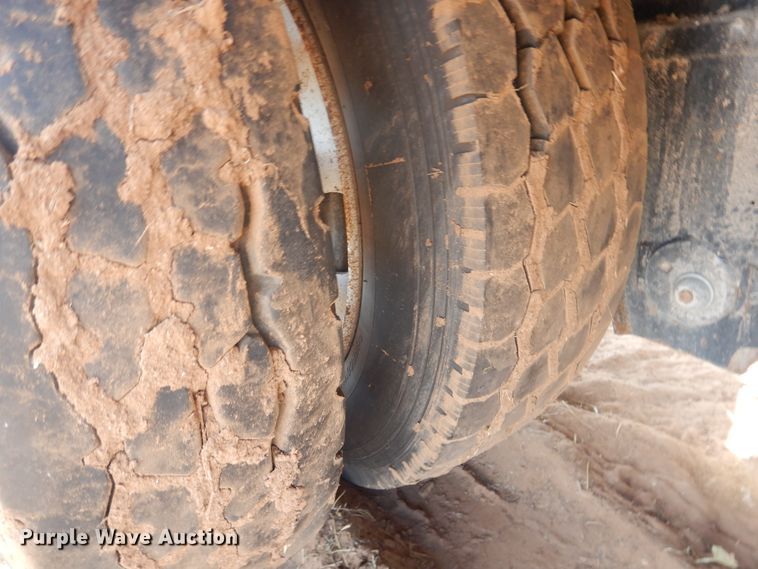 image for item DM6251 2015 Trail King TK110HDG  lowboy equipment trailer