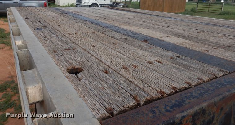 image for item DM6257 1999 Transcraft DTL2000  drop deck trailer