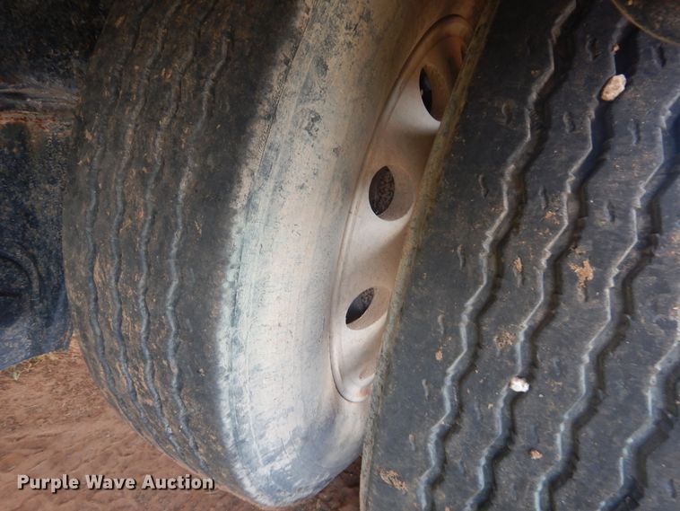 image for item DM6257 1999 Transcraft DTL2000  drop deck trailer