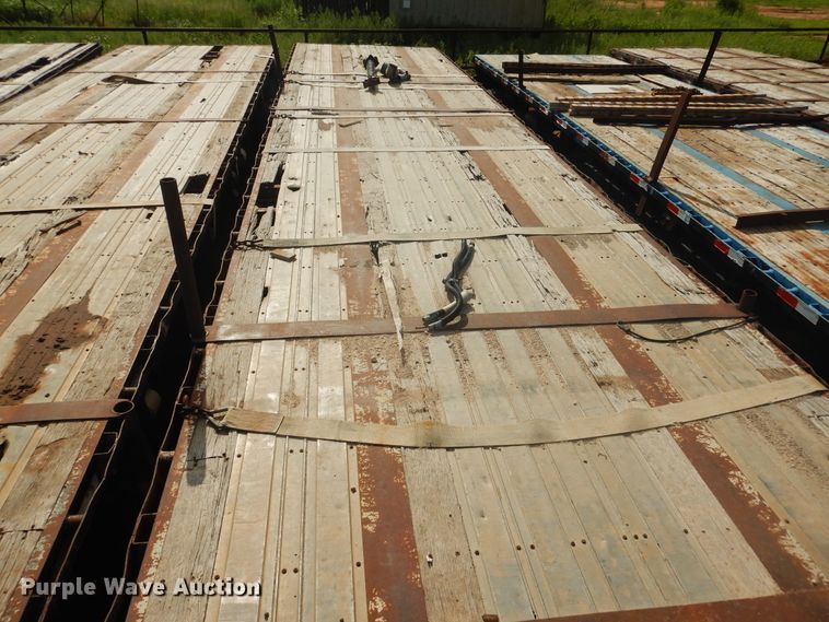 image for item DM6260 1998 Lufkin  flatbed trailer