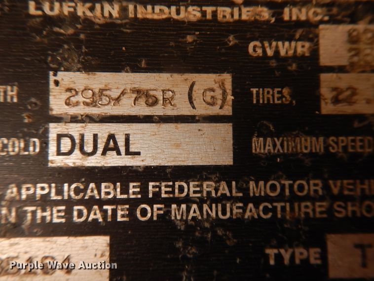 image for item DM6260 1998 Lufkin  flatbed trailer