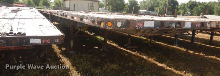 image for item DM6261 1998 Lufkin  flatbed trailer