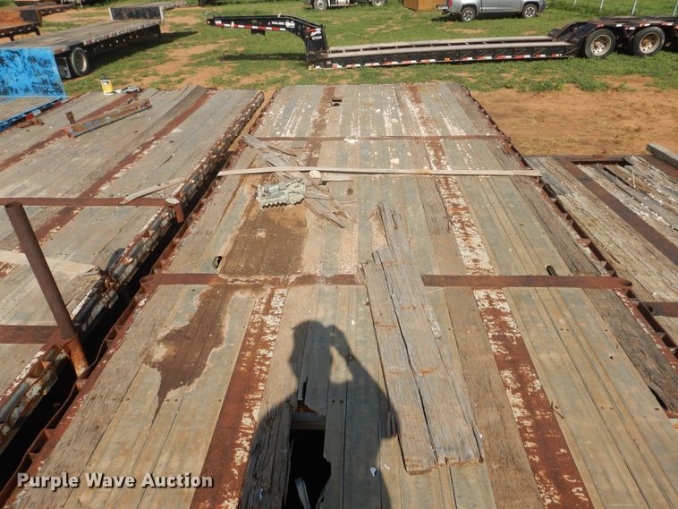 image for item DM6261 1998 Lufkin  flatbed trailer