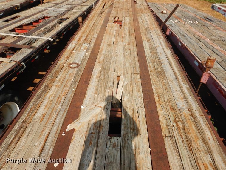 image for item DM6263 1980 Aztec  flatbed trailer