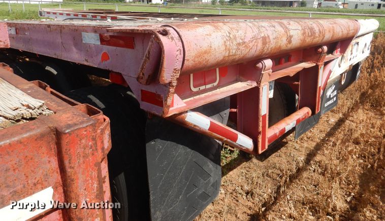 image for item DM6264 1982 Kalyn RF70  oilfield trailer
