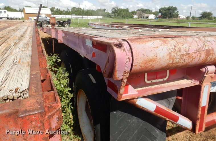 image for item DM6264 1982 Kalyn RF70  oilfield trailer