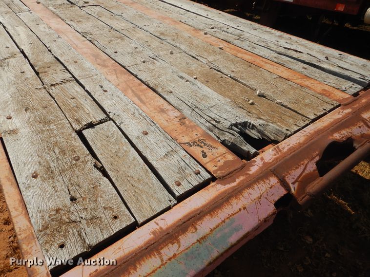 image for item DM6264 1982 Kalyn RF70  oilfield trailer