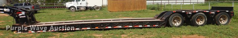 image for item DM6266 2007 Trail King HD110HDG  lowboy equipment trailer