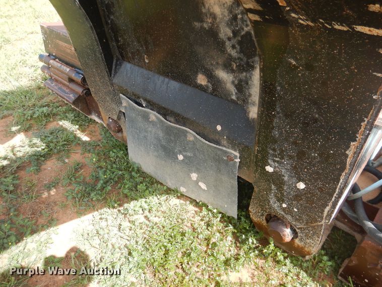 image for item DM6266 2007 Trail King HD110HDG  lowboy equipment trailer