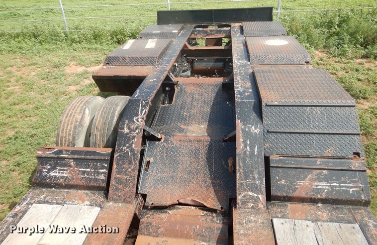 image for item DM6266 2007 Trail King HD110HDG  lowboy equipment trailer