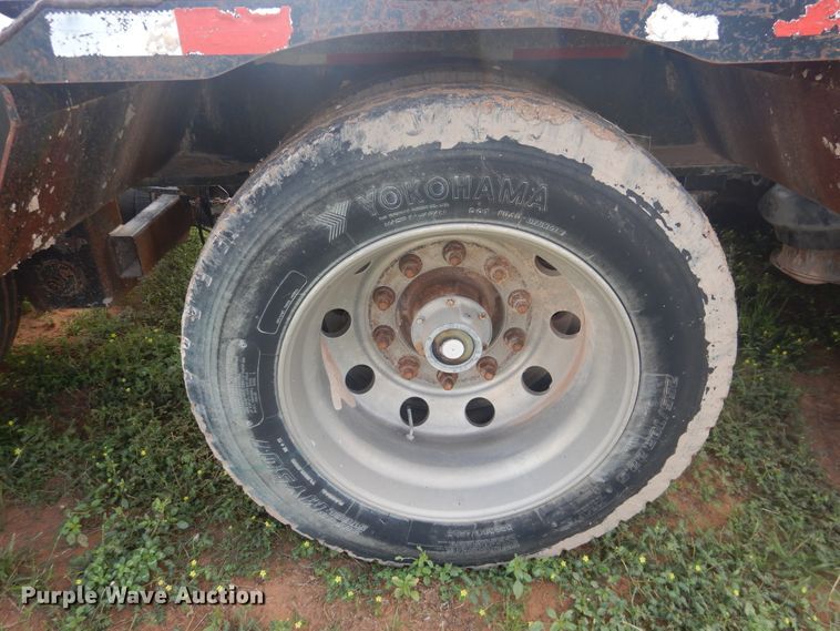 image for item DM6266 2007 Trail King HD110HDG  lowboy equipment trailer