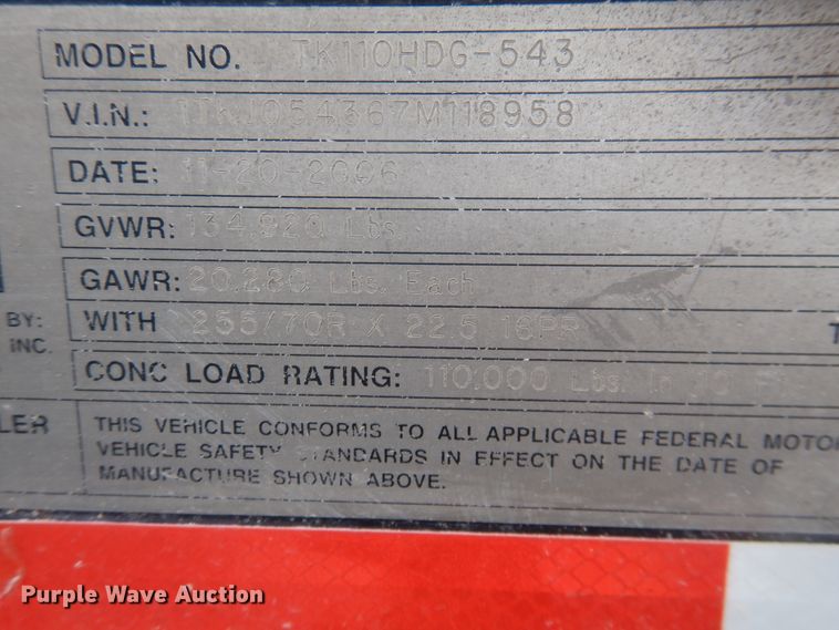 image for item DM6266 2007 Trail King HD110HDG  lowboy equipment trailer