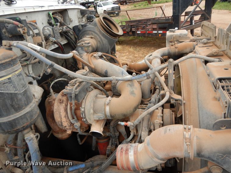 image for item DM6269 2012 Peterbilt 337  truck cab and chassis