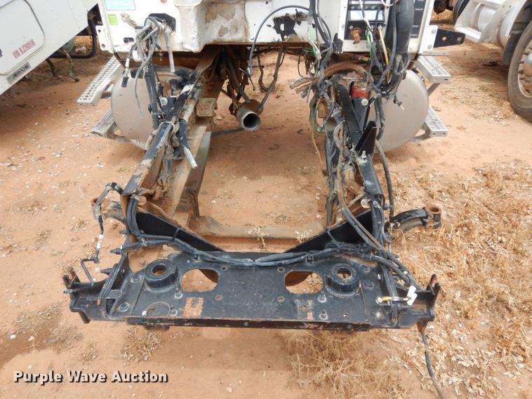 image for item DM6270 2012 Peterbilt 337  truck cab and chassis