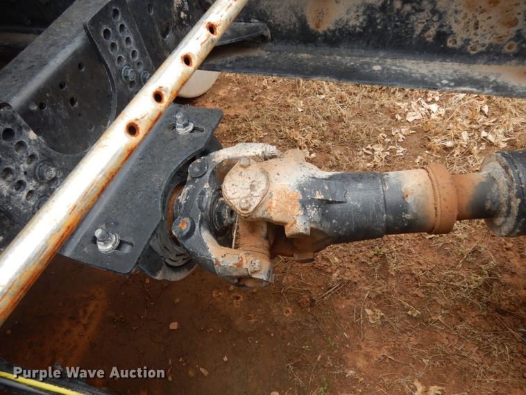 image for item DM6272 2013 Volvo VNL  semi truck cab and chassis