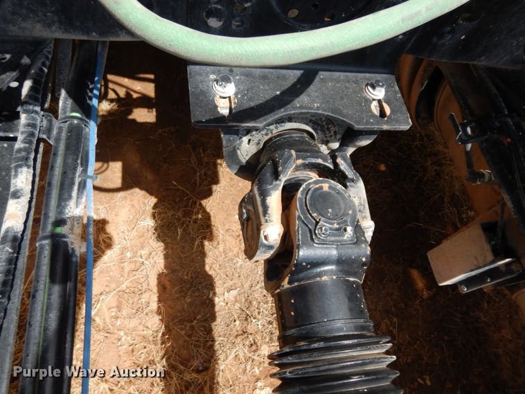 image for item DM6273 2014 Mack CHU600  semi truck