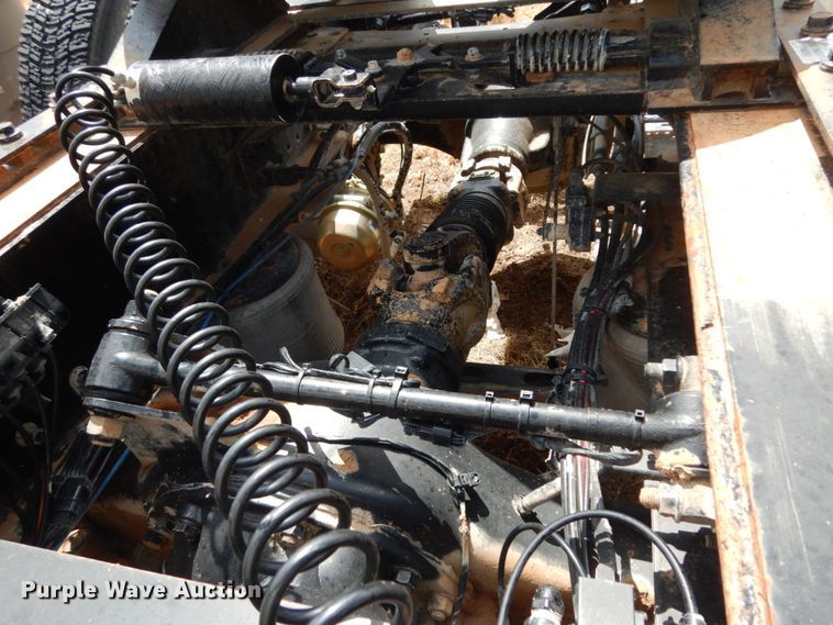 image for item DM6273 2014 Mack CHU600  semi truck