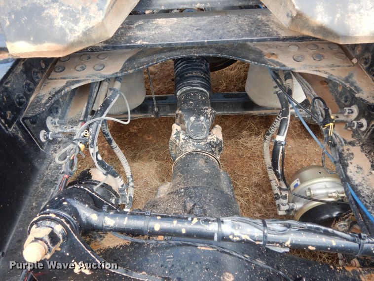 image for item DM6273 2014 Mack CHU600  semi truck