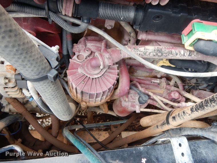 image for item DM6276 2010 Mack CHU613  semi truck