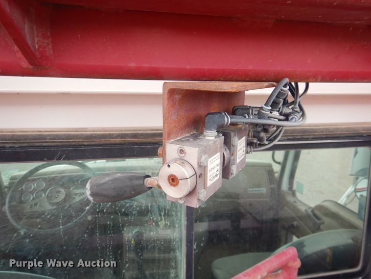 image for item DM6277 2007 Mack CV713  roll-off container truck