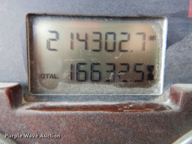 image for item DM6277 2007 Mack CV713  roll-off container truck