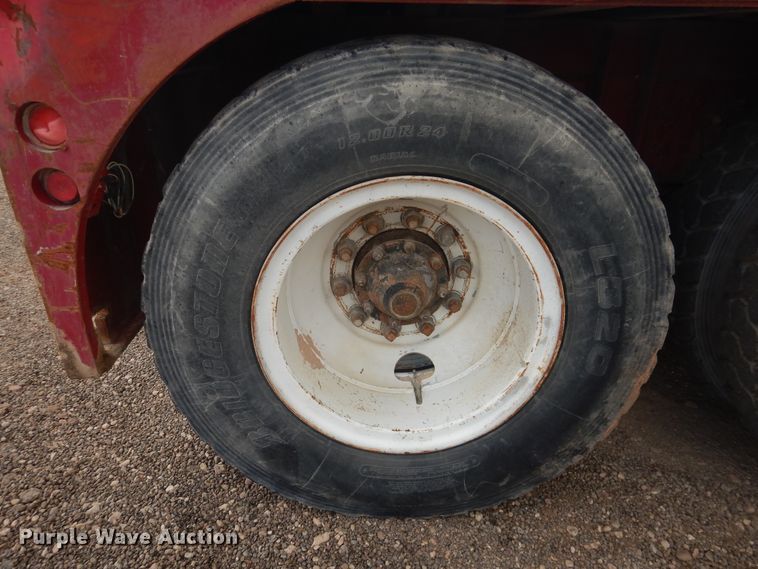 image for item DM6277 2007 Mack CV713  roll-off container truck