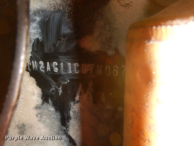 image for item DM6277 2007 Mack CV713  roll-off container truck