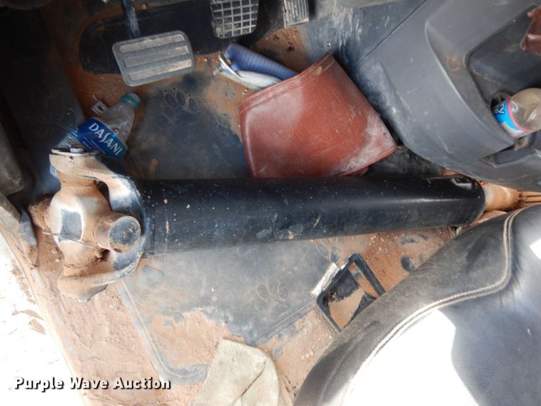 image for item DM6279 2015 Mack CHU613  semi truck