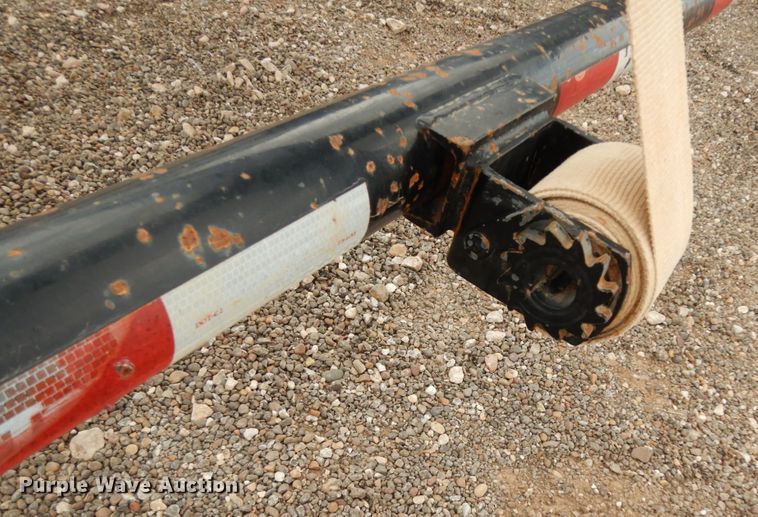 image for item DM6281 Bix Tex  pipe trailer